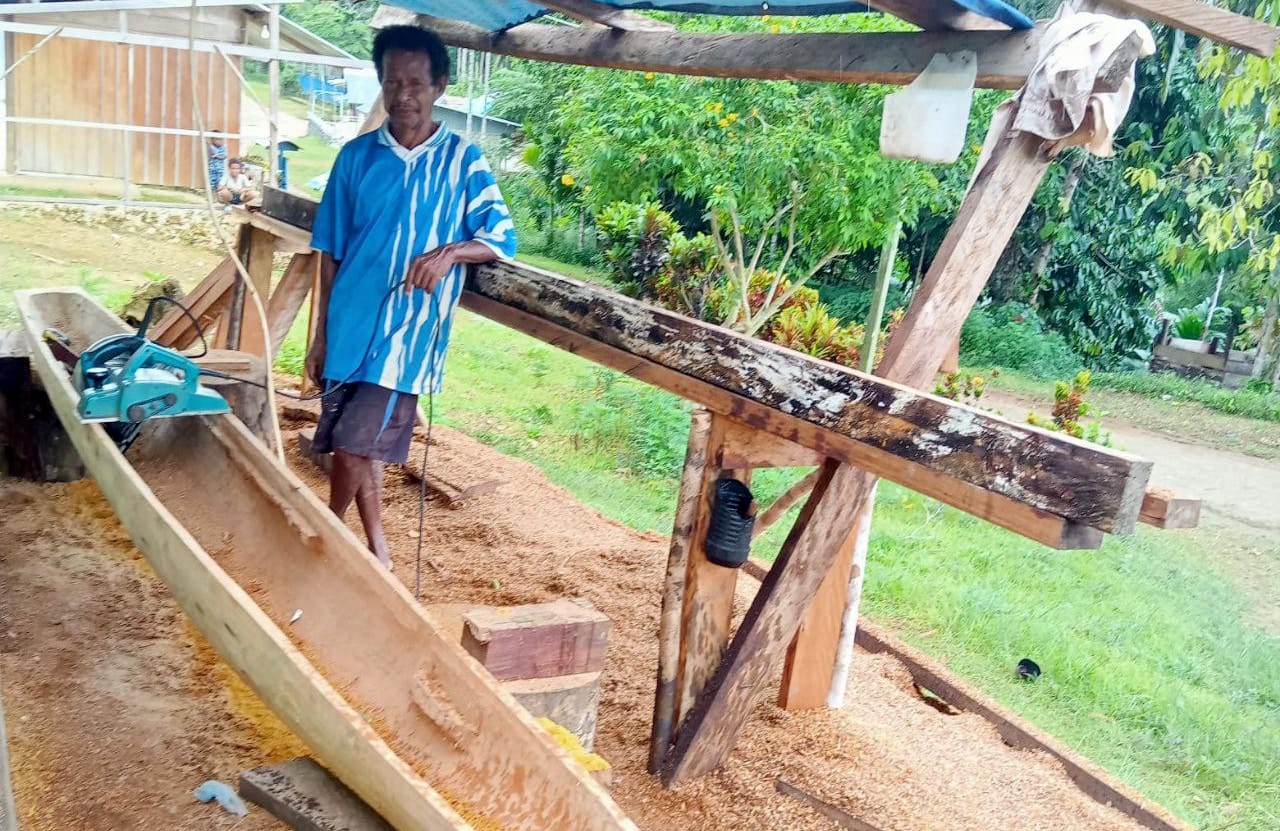 bahan sampan dari hutan adat