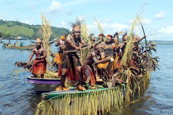 Seni Tari, Danau Sentani, Tradisi, Seni Tradisi