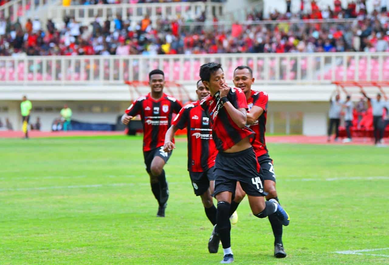 Selebrasi pemain Persipura usai gol yang dicetak Syaiful Indra Cahya - Jubi/ Engel Wally