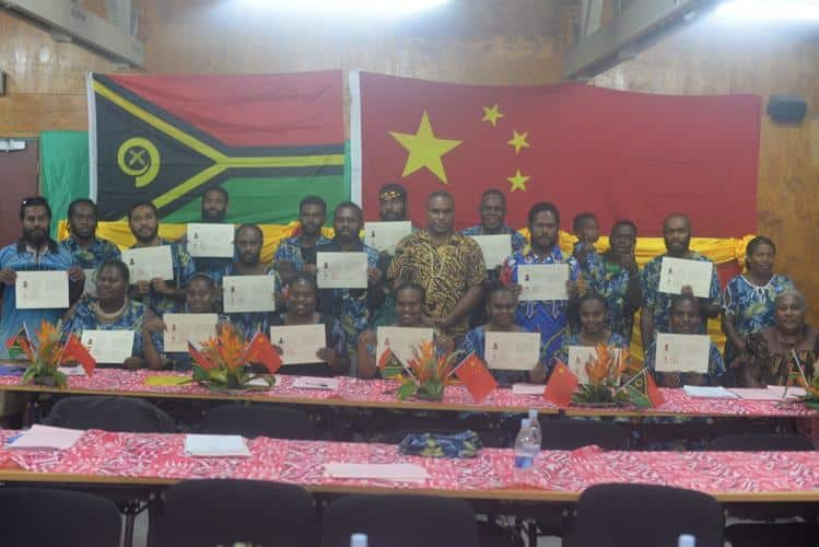 Vanuatu dan Tiongkok
