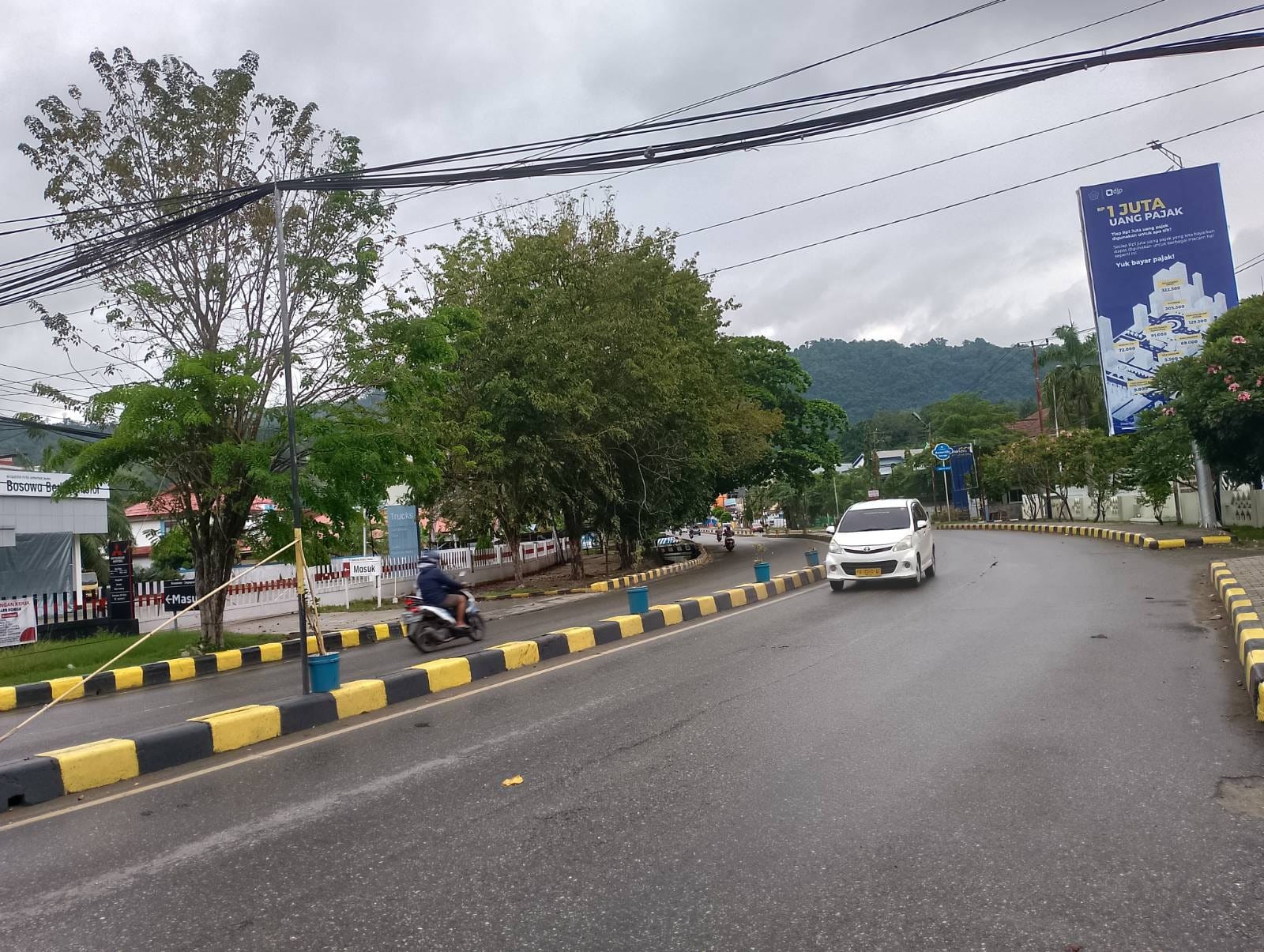 Abepura Sepi Karena Demonstrasi Pendukung Gubernur Papua
