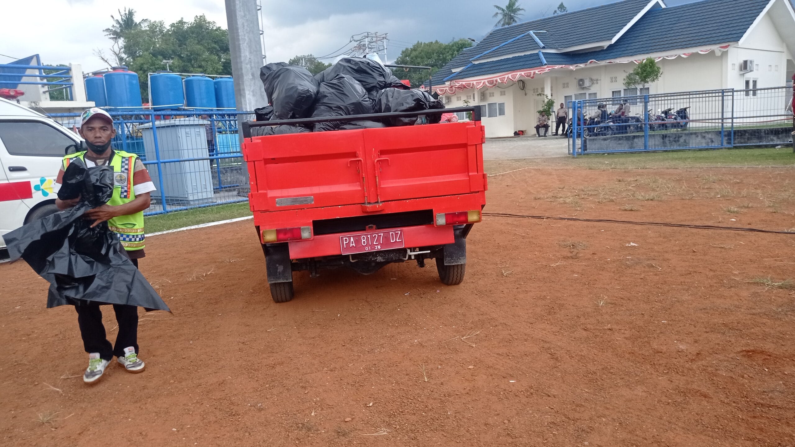 Timbulan Sampah KMAN VI