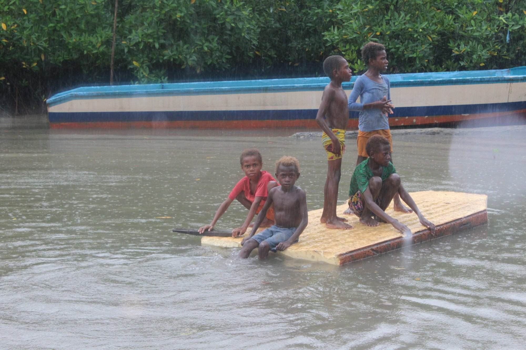 Tailing, PT Freeport Indonesia, Pendulang, Kamoro, Sempan