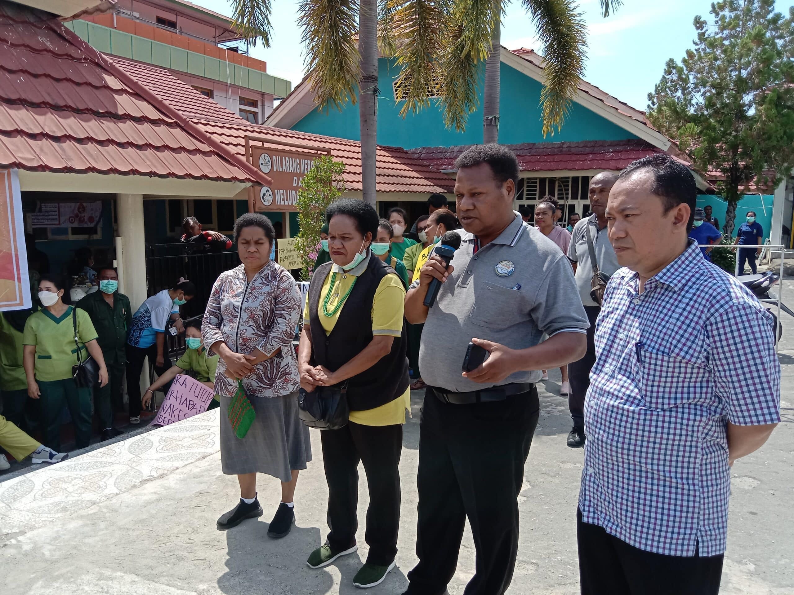 Paramedis RSUD Abepura Tagih Insentif Covid-19