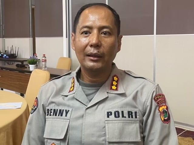 Senjata Api, Penganiayaan