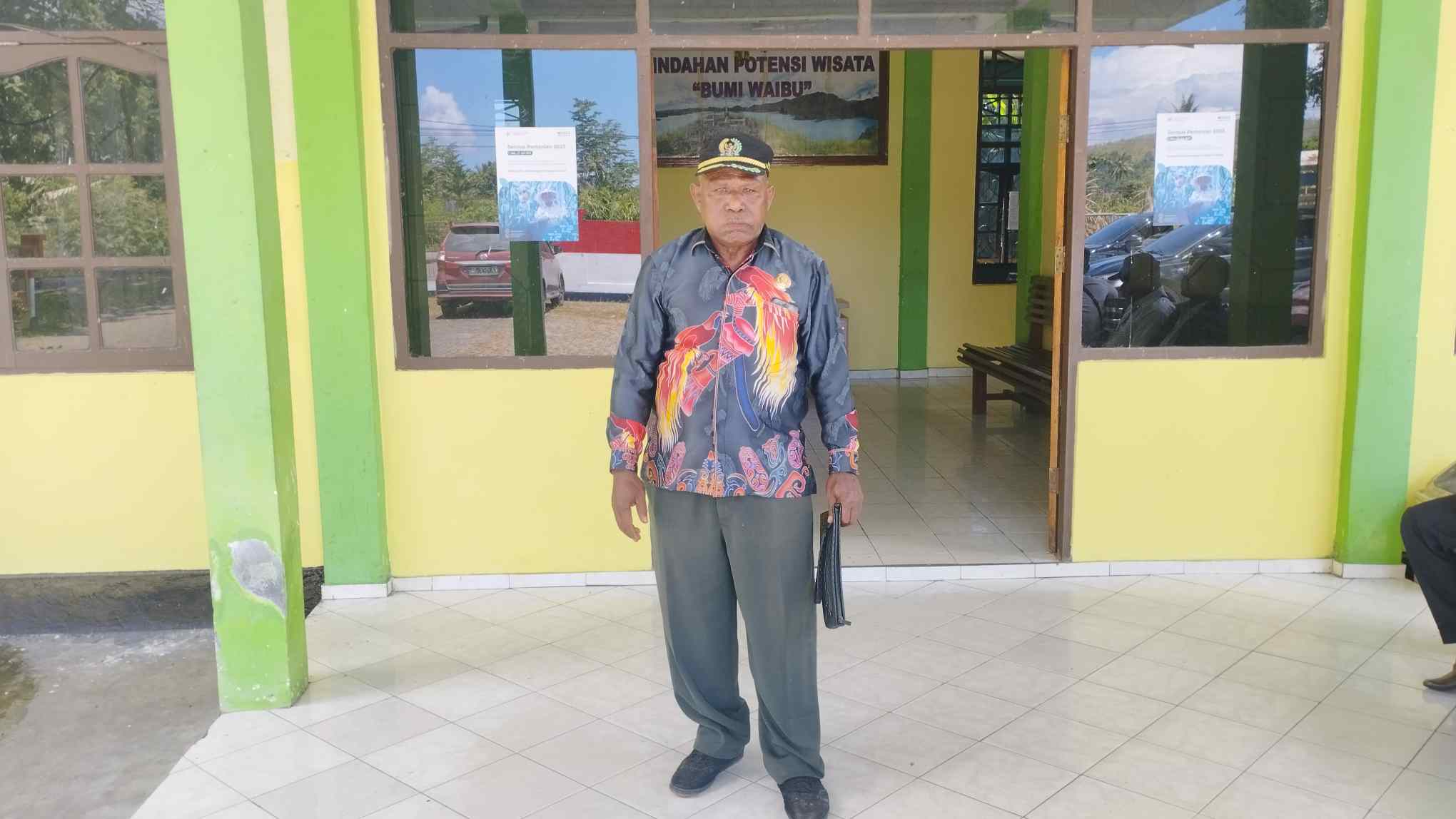 Rangkap Jabatan Kepala Distrik Waibhu