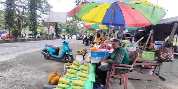 Penjual Buah, Natal