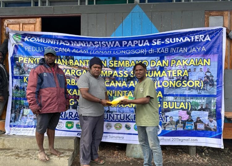 Bantuan untuk Korban Bencana Tanah Longsor