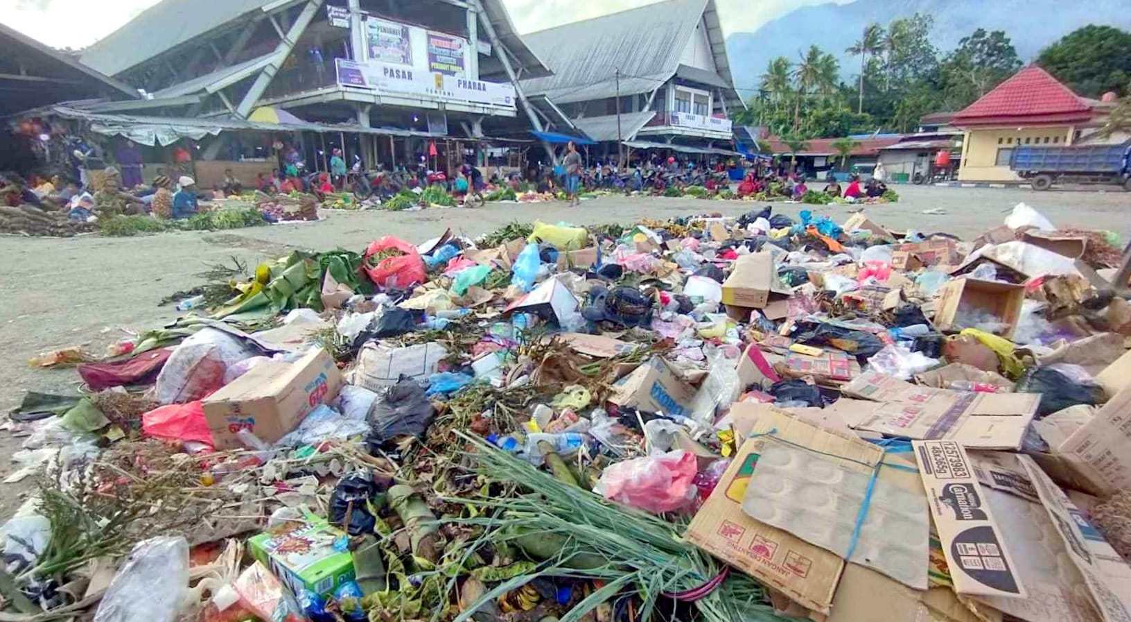 Pasar Pharaa