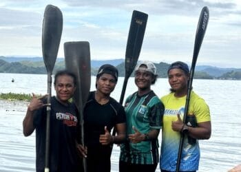 Keempat atlet Tim Dayung PON Papua Pegunungan yang akan tampil di PON XXI Aceh-Sumatera Utara.- Dok. Anjelina Hisage
