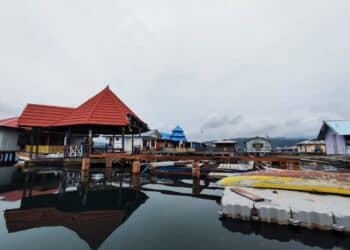 Kampung Enggros di Teluk Youtefa, Distrik Jayapura Selatan, Kota Jayapura, Provinsi Papua. - Jubi/Ramah