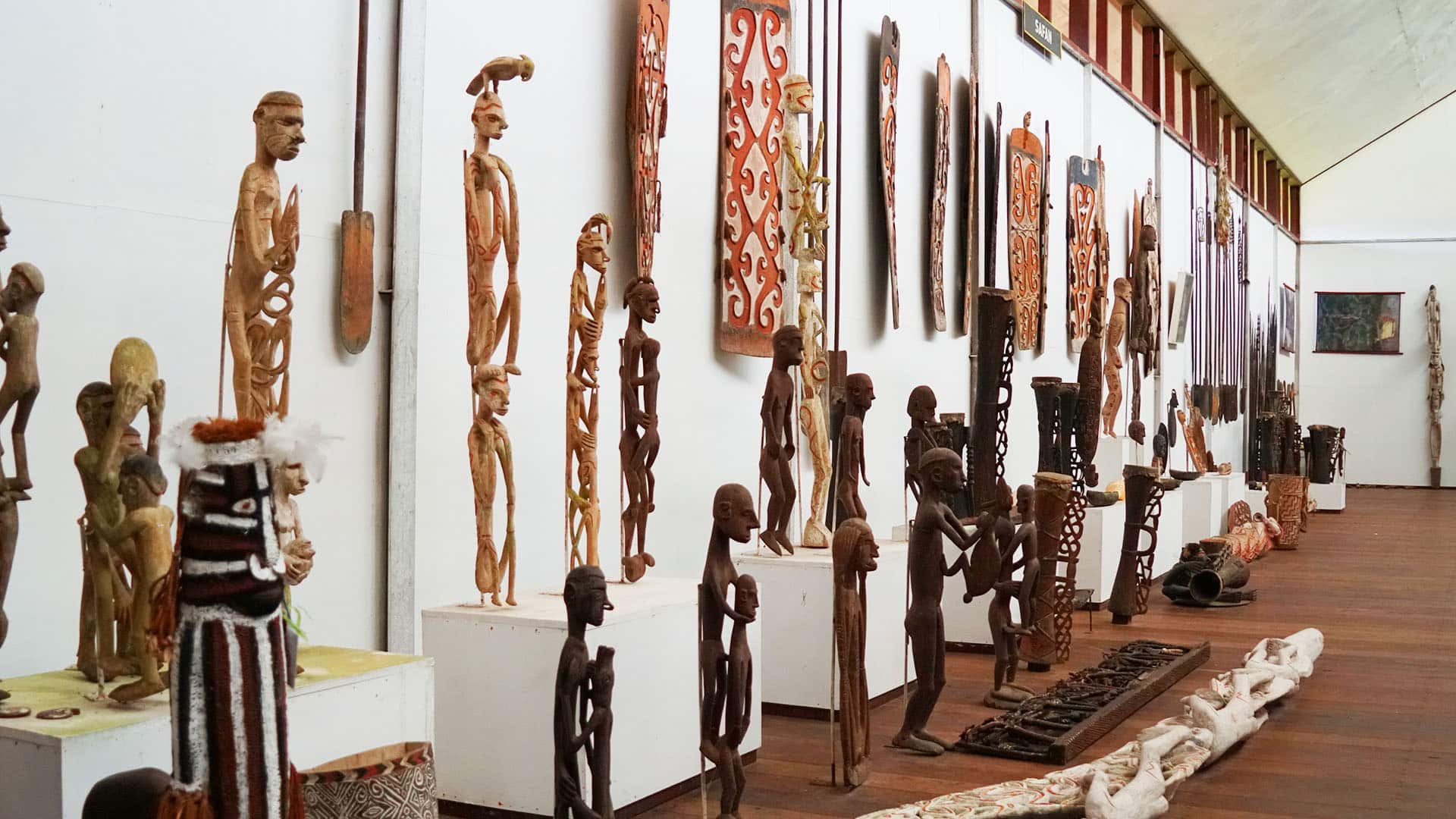 Seni Ukir Asmat, Patung Asmat