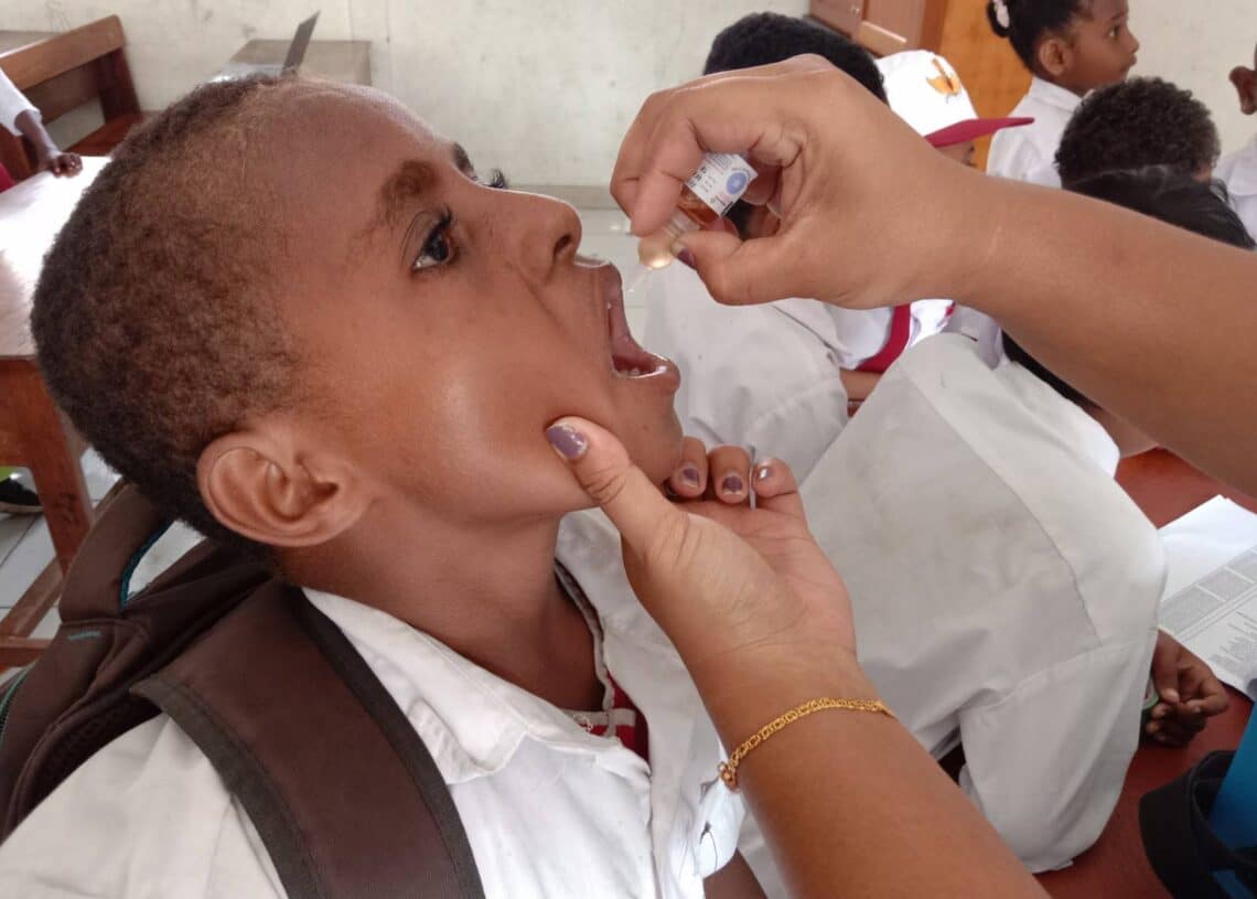 Pemberian Vaksin Polio