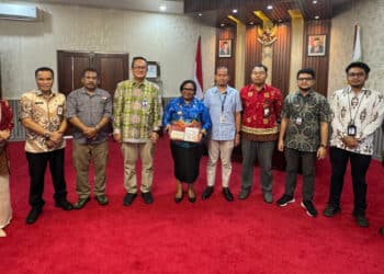 Kantor Perwakilan Bank Indonesia Provinsi Papua atau KPw BI Papua melakukan audiensi dengan Pj. Gubernur Papua Tengah bersama Sekda Nabire, BPS dan Bulog, untuk membahas isu terkait inflasi. - IST