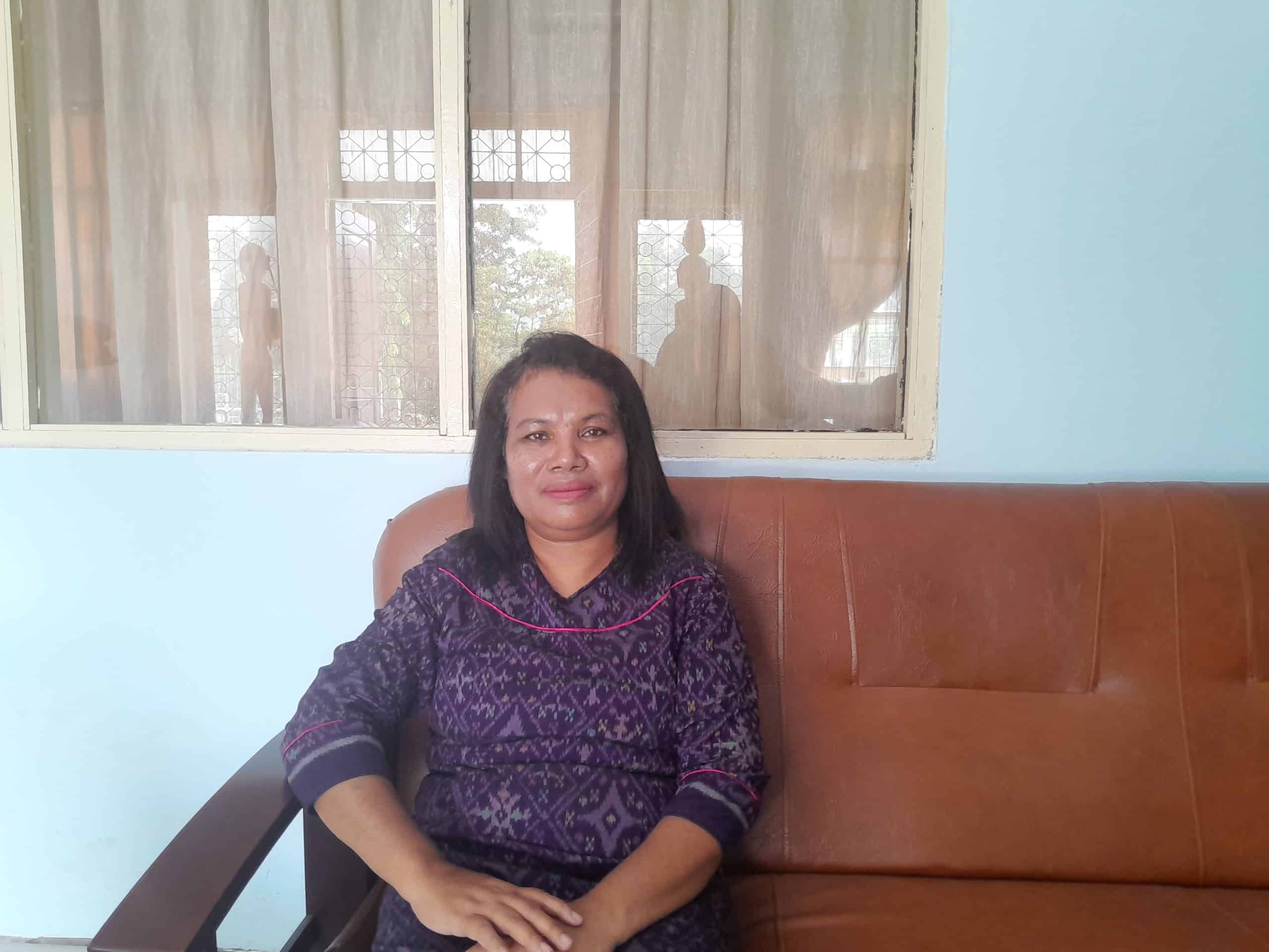 Kepala Balai Pelestarian Kebudayaan Wilayah XXII Papua, Desy Pallo Usmany saat ditemui Jubi di kantornya pada Senin (28/10/2024.-Jubi/Silpester Kasipka