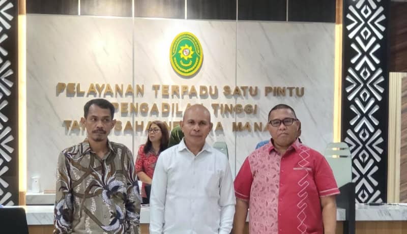 Tim hukum pasangan calon gubernur Joppye Onesimus Wayangkau dan wakilnya Ibrahim Wugaje, menggugat Komisi Pemilihan Umum Provinsi Papua Barat Daya atau KPU PBD ke Pengadilan Tinggi Tata Usaha Negara (PTUN) Manado, Sulawesi Utara.
