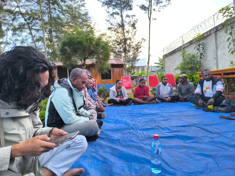 Yayasan Keadilan dan Keutuhan Manusia Papua (YKKMP) merayakan Hari HAM Sedunia ke-76 di Wamena, Jayawijaya, Provinsi Papua Pegunungan, 10 Desember 2024. - IST