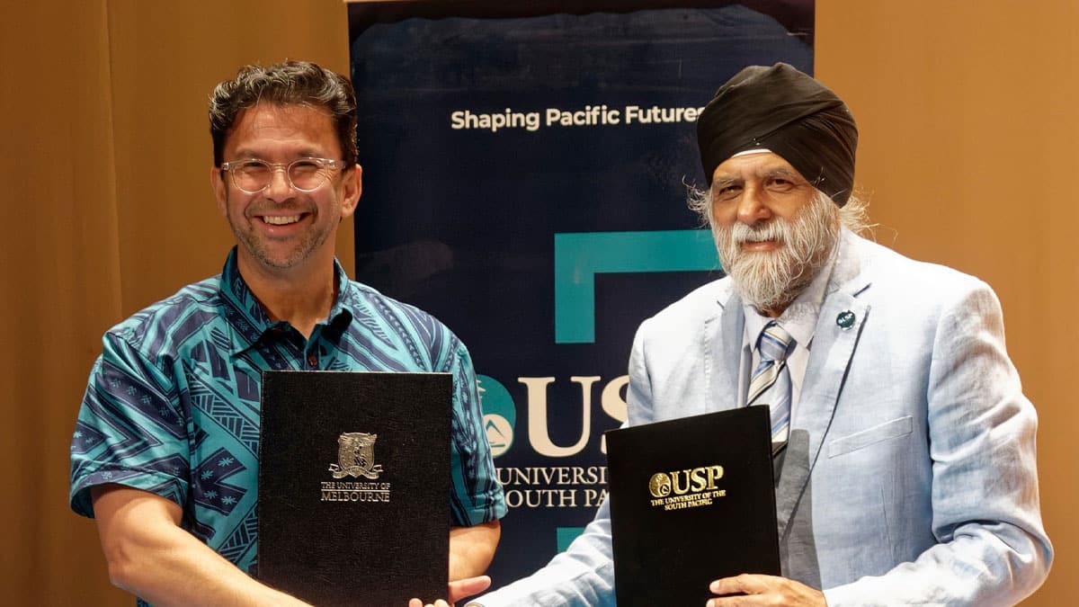 Profesor Pal Ahluwalia, Wakil Rektor dan Presiden USP dan Profesor Michael Wesley, Wakil Rektor (Global, Budaya, dan Keterlibatan) di Universitas Melbourne- Jubi/fijivillage.com