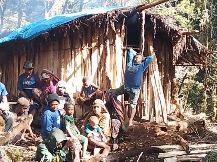 Pengungsi dari Distrik Oksop