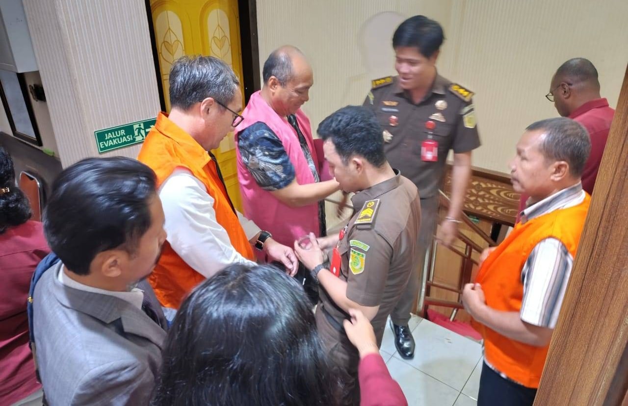 Kejati Papua tahan empat tersangka dugaan korupsi