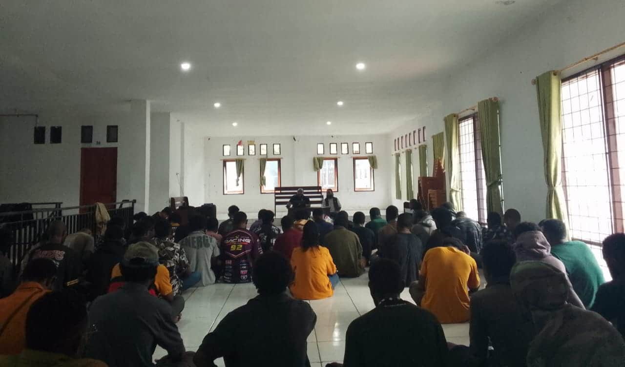 Mahasiswa Papua Tengah di Jayapura diskusi operasi militer, pemekaran dan investasi