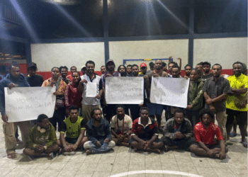 Members of the Wio Student Association (IMPW) Jayawijaya in the study city of Jayapura deliver their official statement in Jayapura, Papua, Wednesday (April 1, 2026). — Jubi/IMPW Documentation